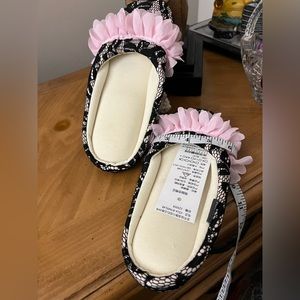 NWT-Fancy lace top sleepers. Small. See pics for detail.